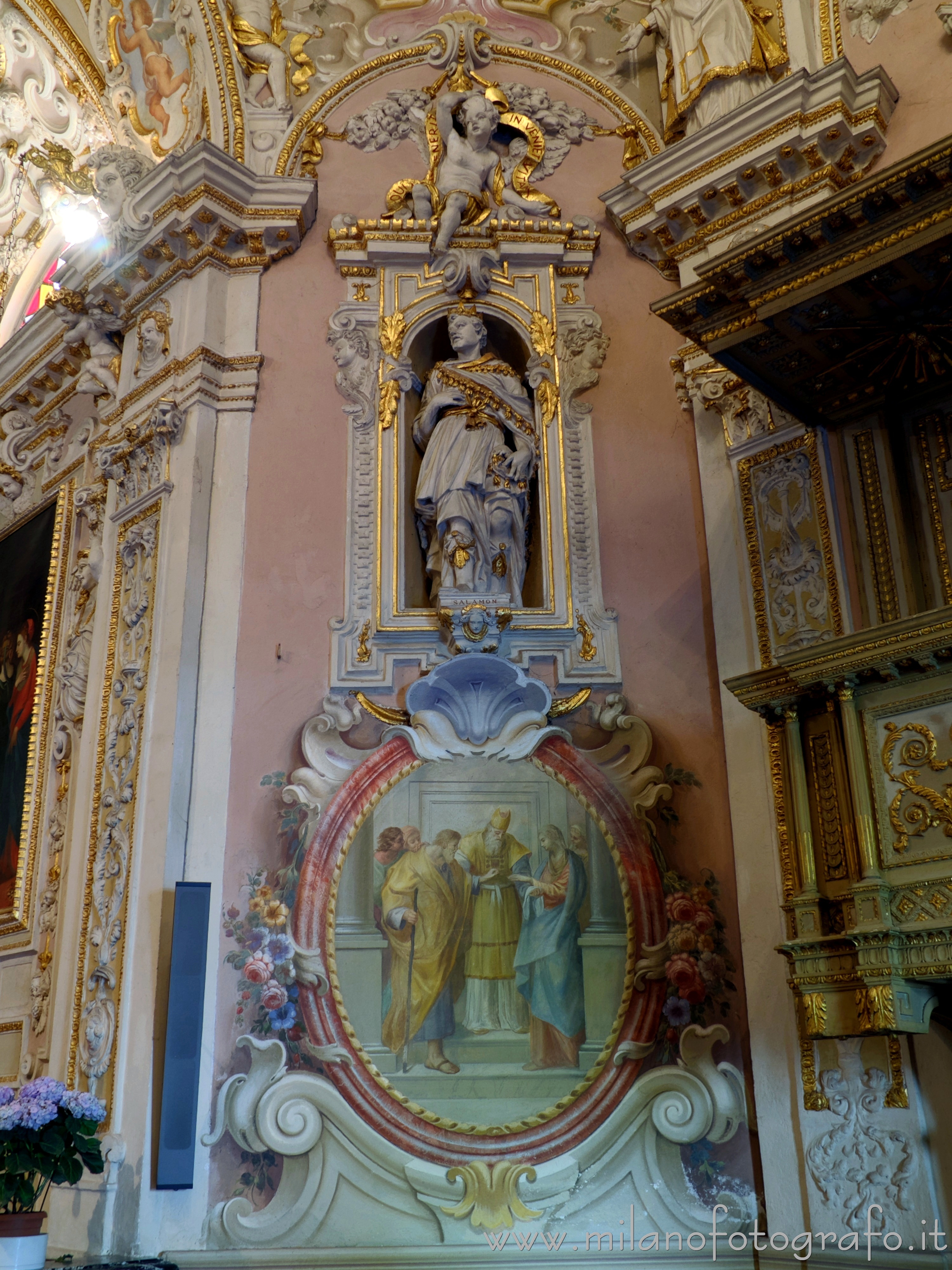Mandello del Lario (Lecco, Italy) - Salomon in the Sanctuary of the Blessed Virgin of the River - Full resolution picture